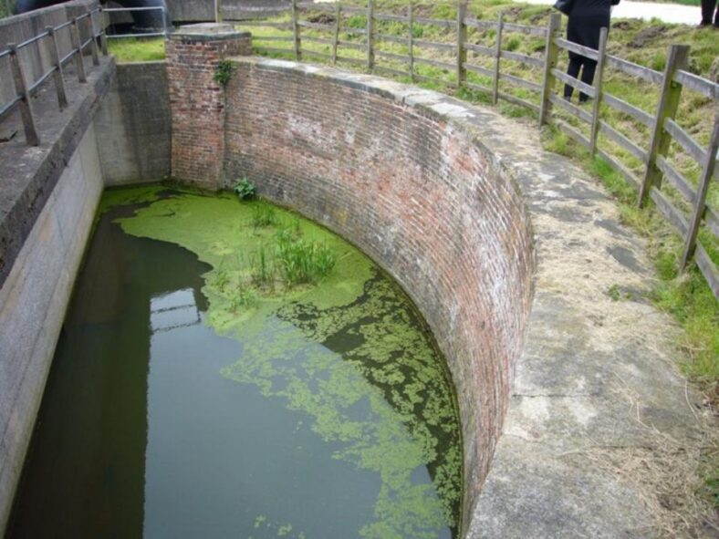 Lincoln, Pyewipe Pumping Station - Society for Lincolnshire History ...