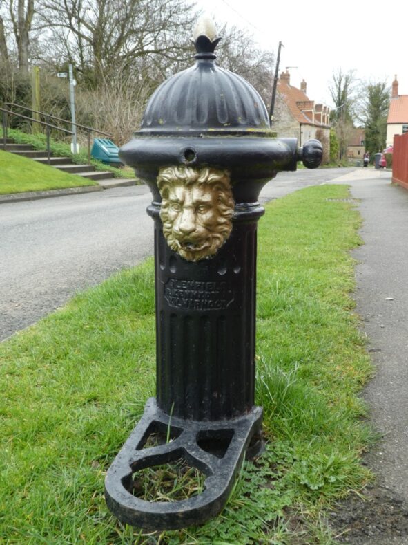 Standpost Navenby, Clint Lane, Water Standpost - Society for Lincolnshire History ...